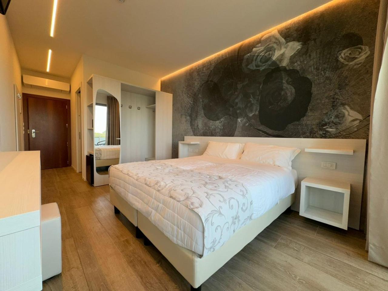 Hotel Franz Bibione Luaran gambar