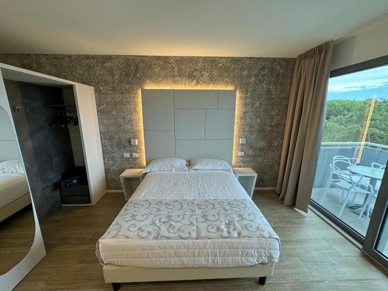 Hotel Franz Bibione Luaran gambar