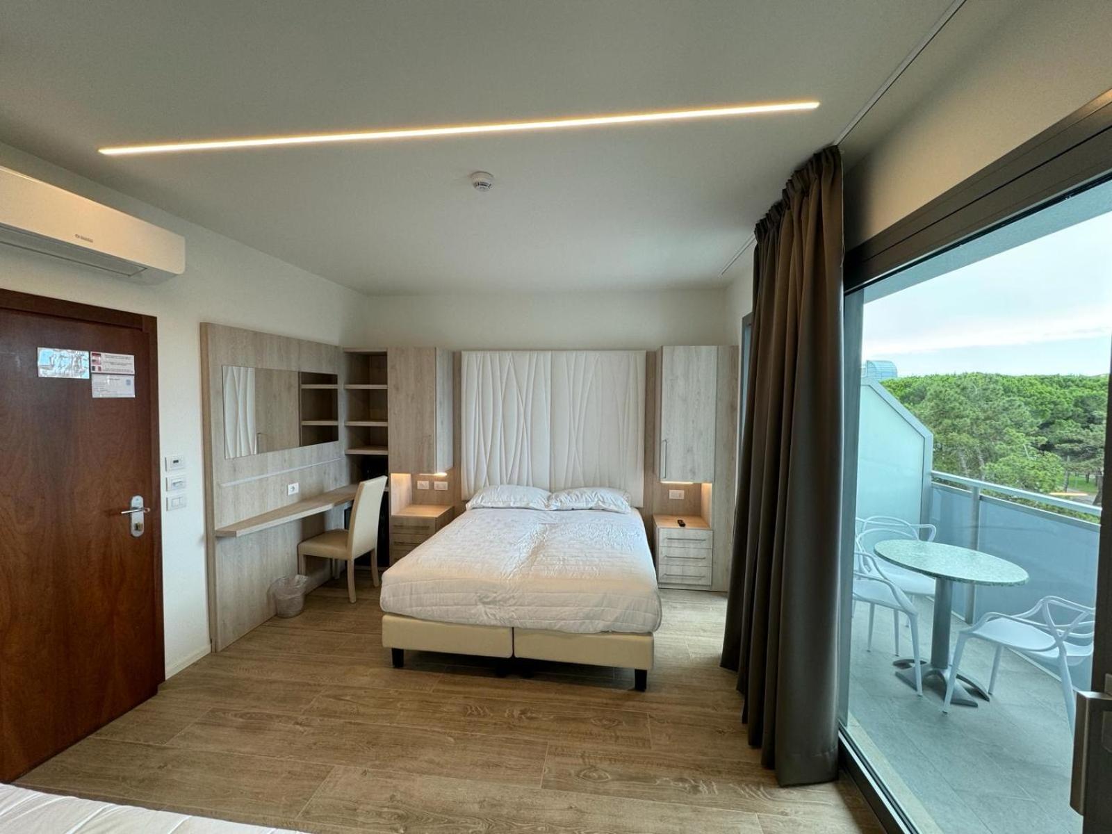 Hotel Franz Bibione Luaran gambar